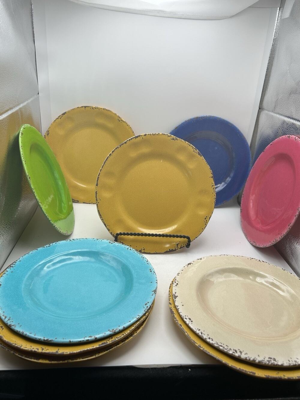 Pier 1 Carmelo Beautiful Colors Melamine Rustic 8.5” Plates Set of 10.